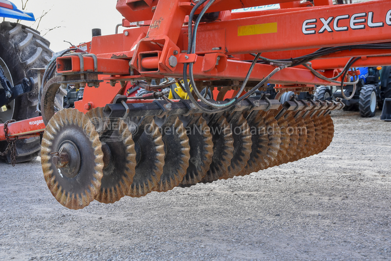 resized_1733159760-KUHN 8000_14