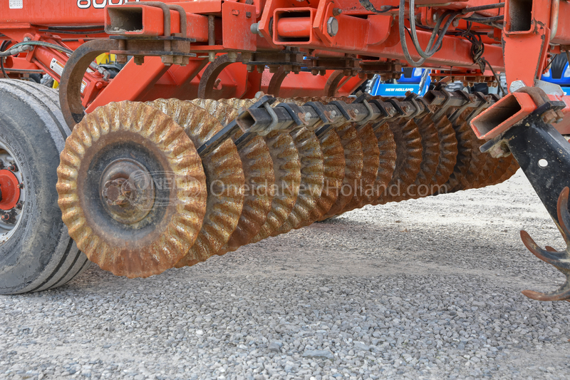 resized_1733159761-KUHN 8000_16