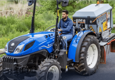 New Holland T4.100F ROPS Tractor