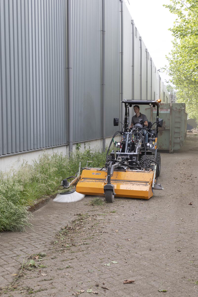 g2700ex-traveegmachine[3]