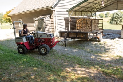 HH150_TrailerMover_Renae_9658