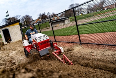 KY400_Trencher_Dalton_BallField_02799