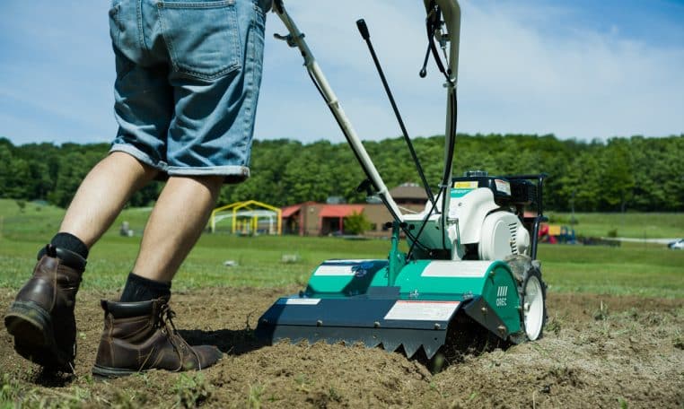 2020-Web-Gardenquake-rear-tine-tiller-Action-88-762x456