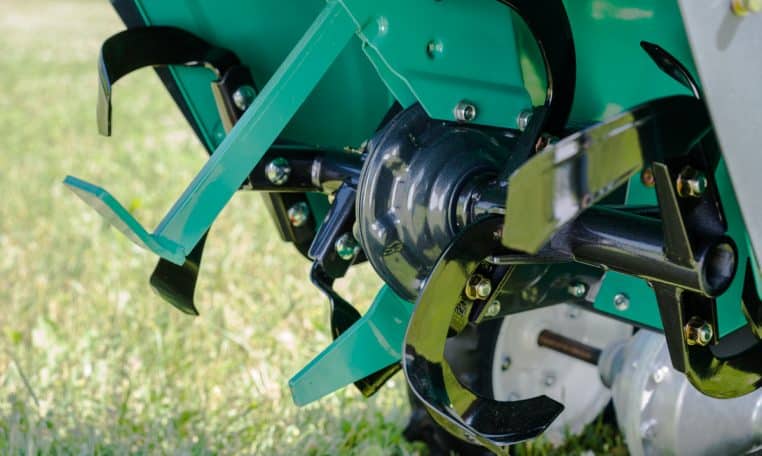 2020-Web-gardenquake-rear-tine-tiller-beauty-27-762x456