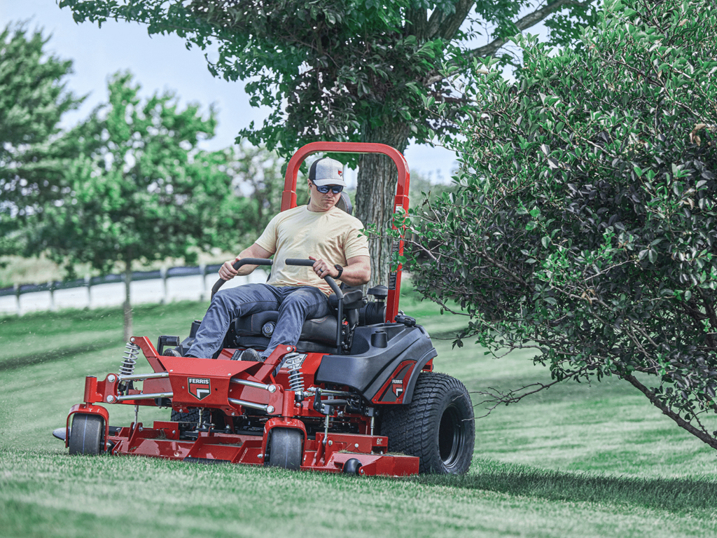 Mowing Season in Caledonia: When to Switch to a Zero-Turn Mower for Maximum Efficiency