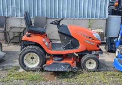 Kubota GR2120 Riding Lawn Mower